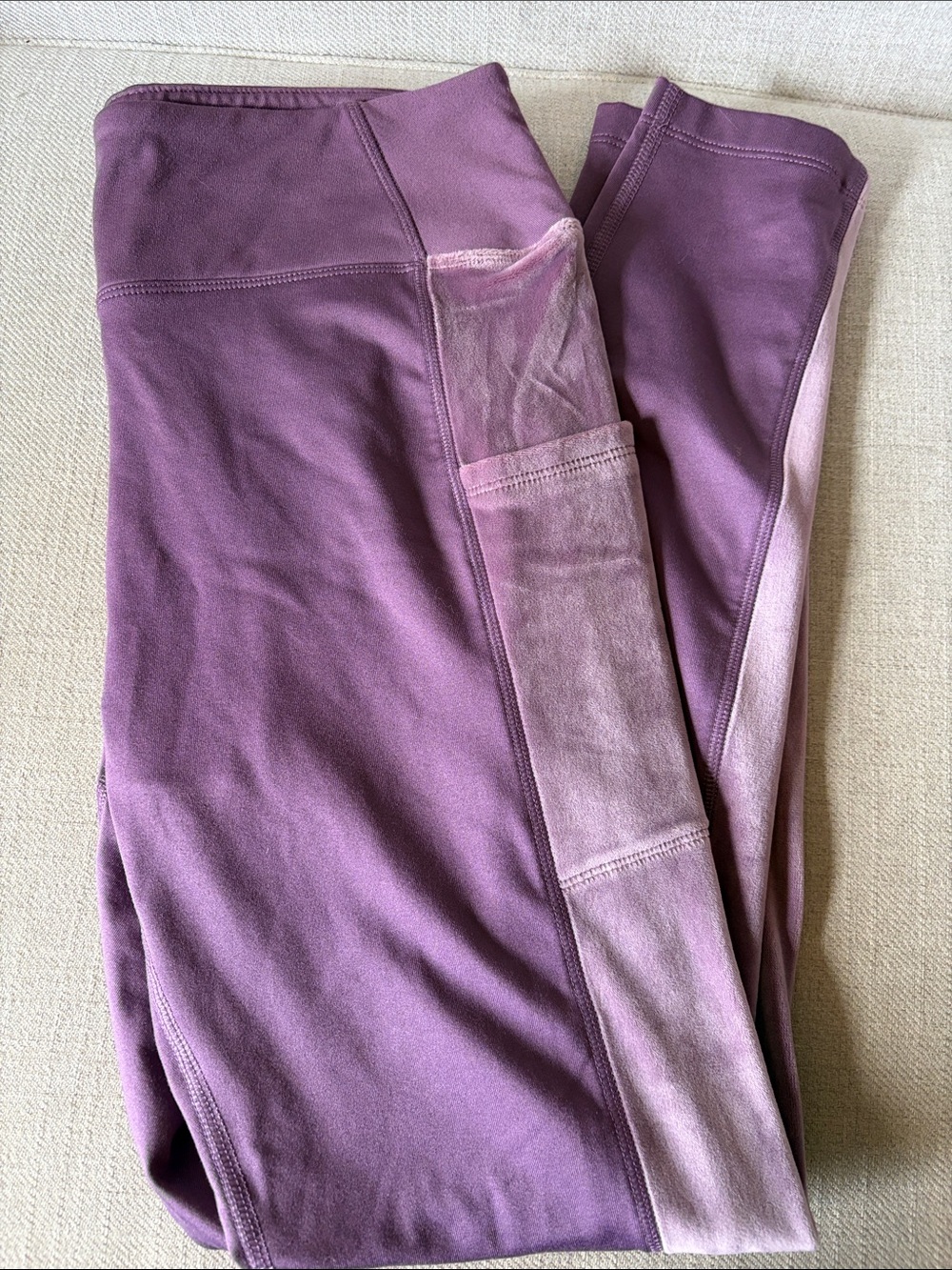 PINK Active Size Medium Mauve High-Waist Leggings with Velvet Side Pockets